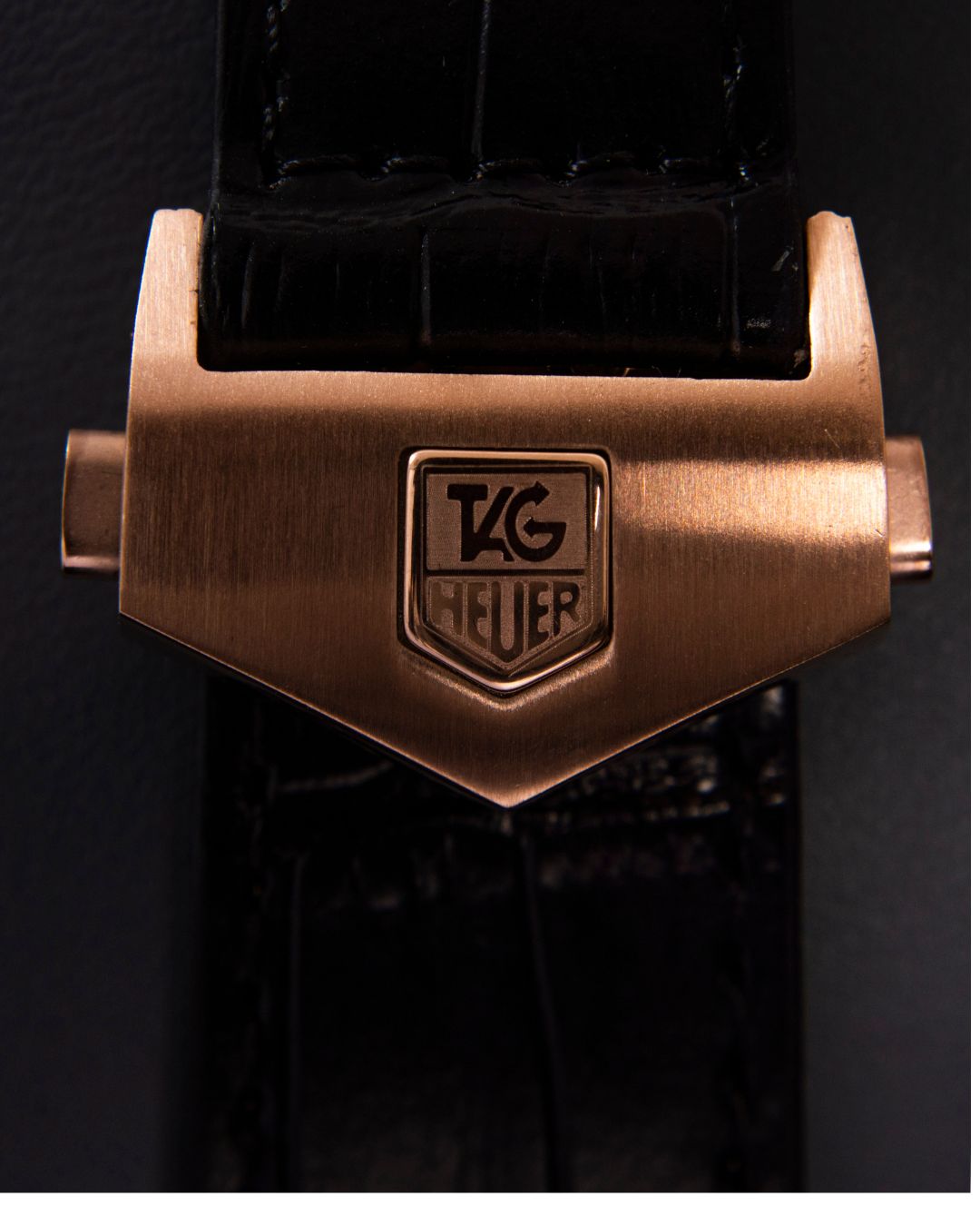 tag heuer carrera chronograph